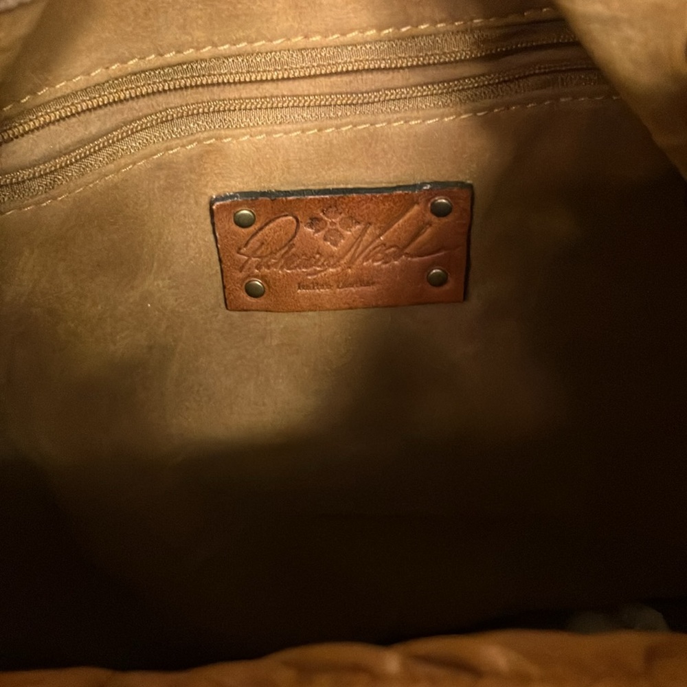 PATRICIA NASH LIGHT BROWN DRAWSTRING SHOULDER/CROSSBODY BAG WITH MATCHING WALLET - Picture 6 of 13